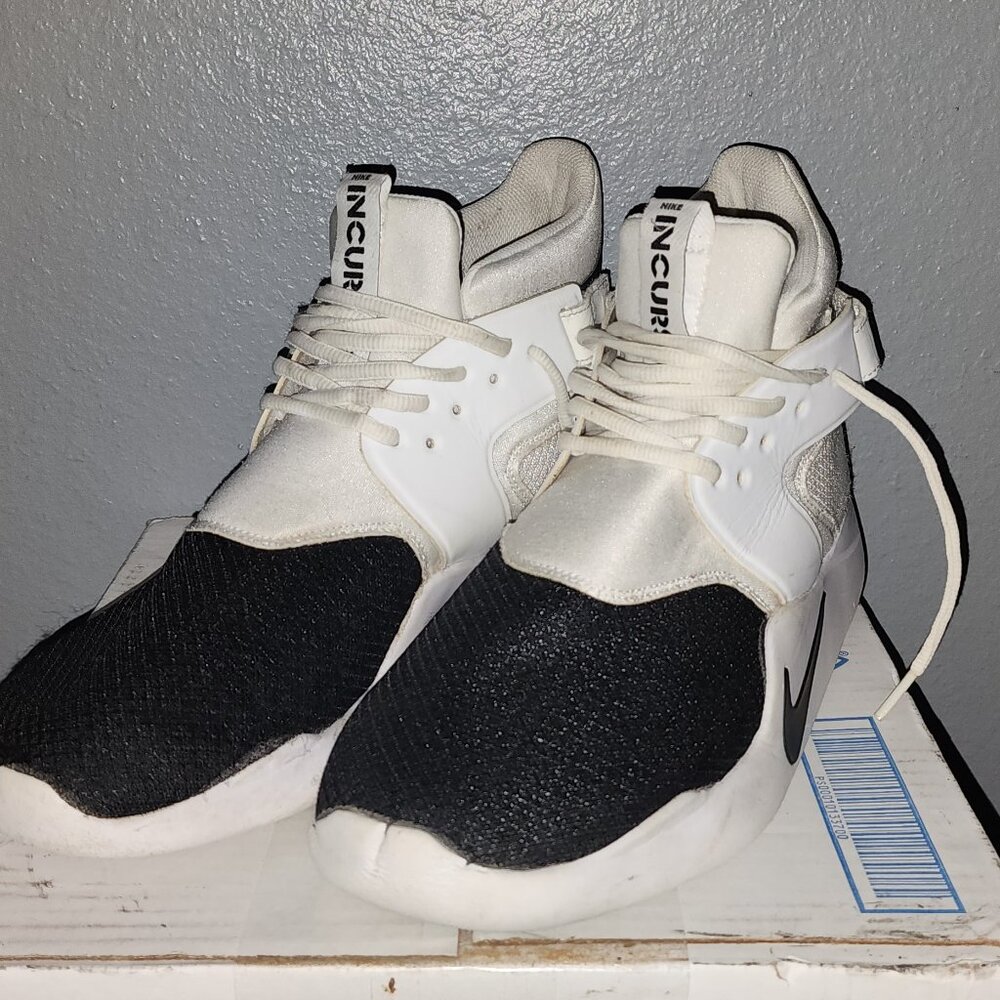 Nike Incursion Sz 12 (EUR 46) White Black